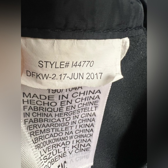 Marmot‎ Black Men's Vest- XXL, Zipper works, but stiff - Picture 5 of 6